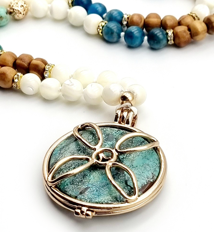 MAGic Mala “Balance of Earth and Sky I"